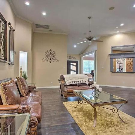 Heated Pool, Pool Table, Hot Tub, Home Theatre, Guest House, Basketball Court, Sleeps-20 Allen Exterior foto