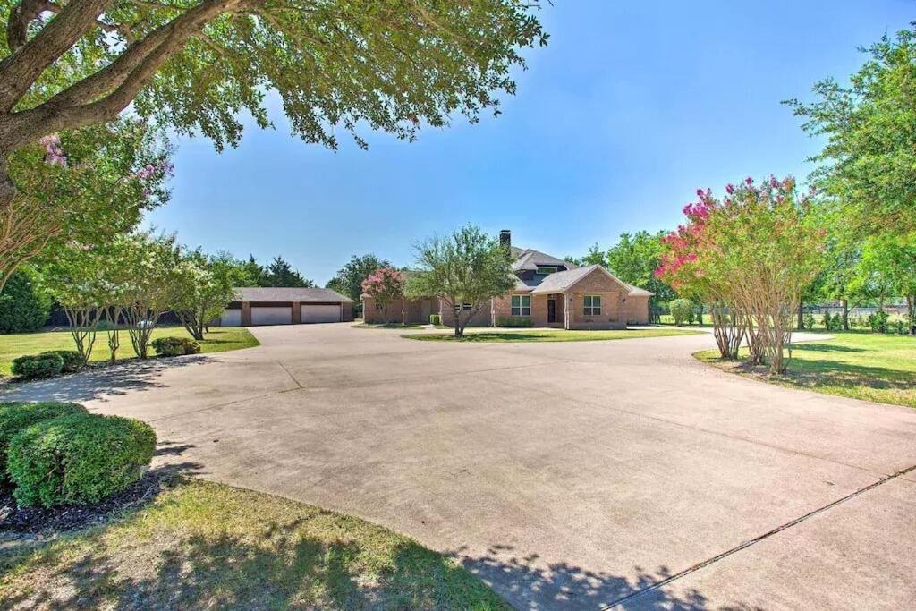 Heated Pool, Pool Table, Hot Tub, Home Theatre, Guest House, Basketball Court, Sleeps-20 Allen Exterior foto